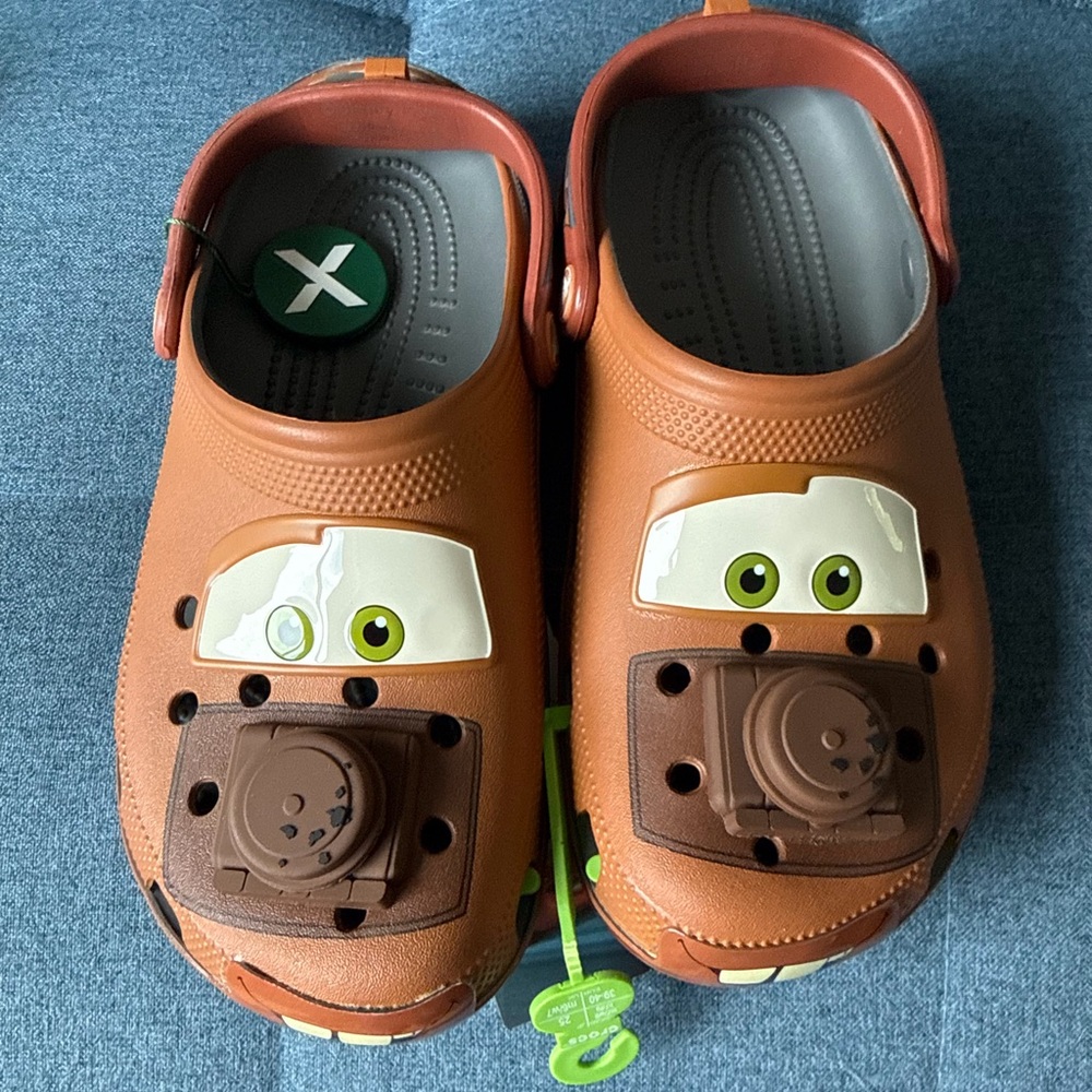 *RARE* Disney Pixars Cars Tow Mater Crocs